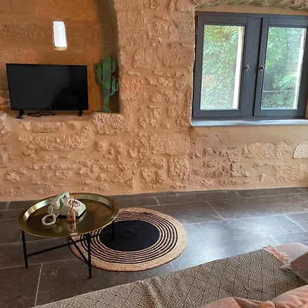 Tatil Evi Charmante Maison De Village Collias